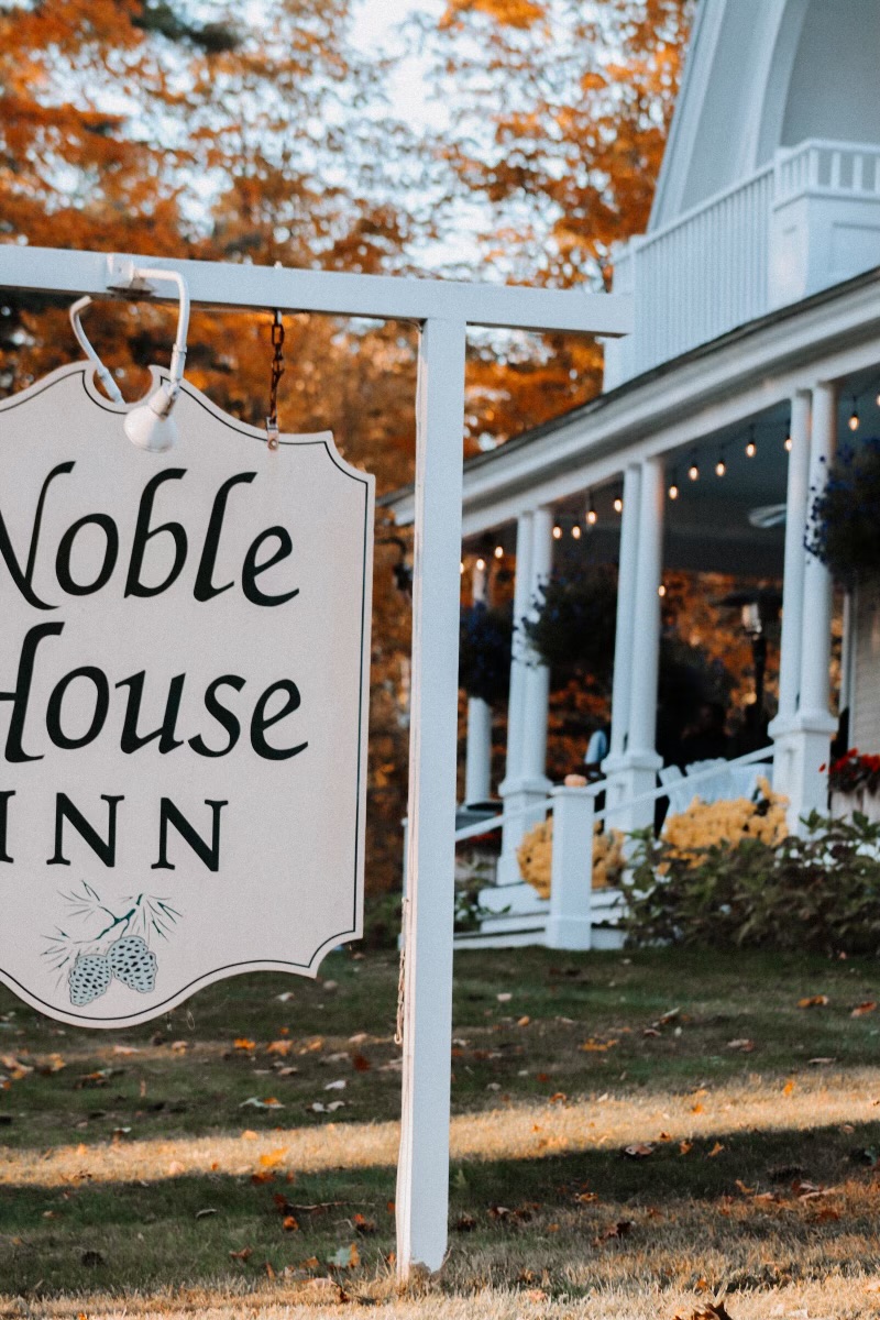 uuid=20CAF1B3-210A-4685-9482-B8B6602CE284library=1type=1mode=2loc=truecap=true noble house inn sign