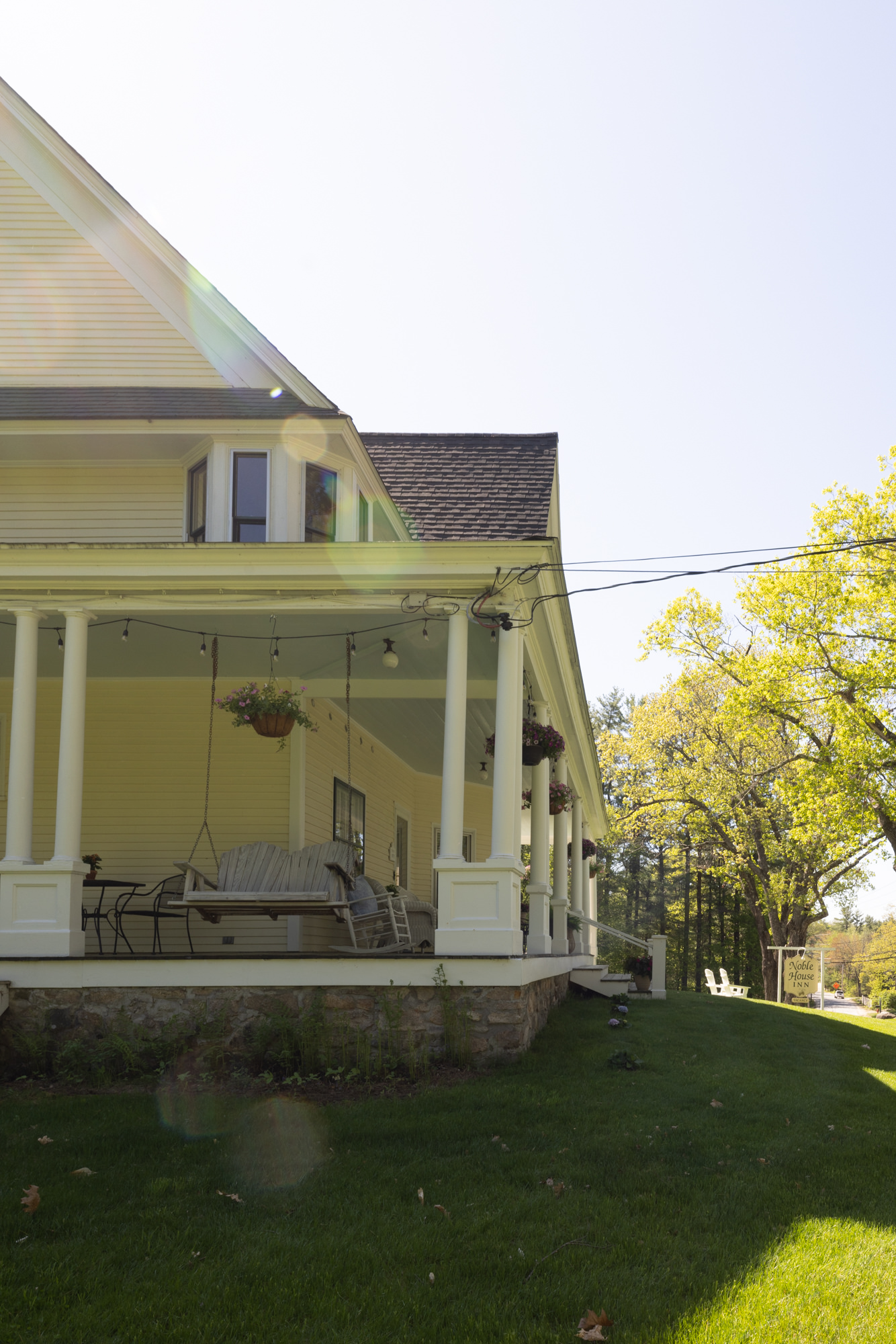 noble house inn front porch